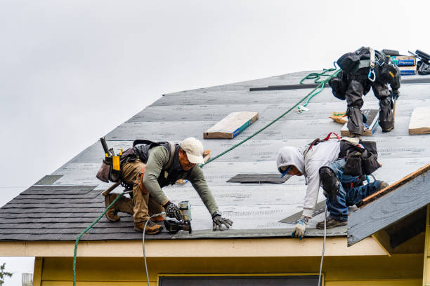 Professional Gutter Installation technician working in Parrott, VA